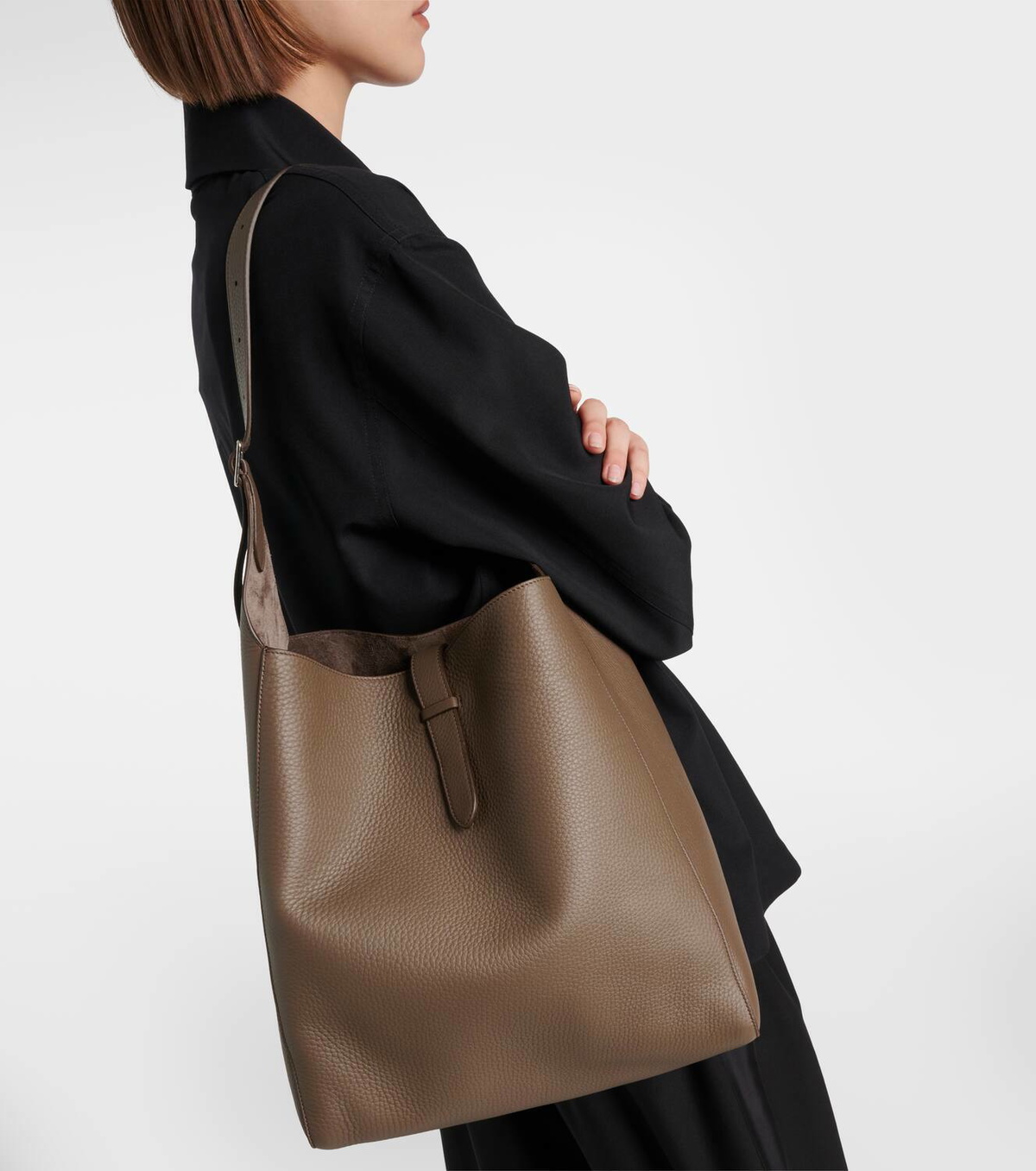 【THE ROW】Blake leather tote bag ウィメンズ 肩掛けバッグ Blake leather tote bag in black - The Row | Mytheresa