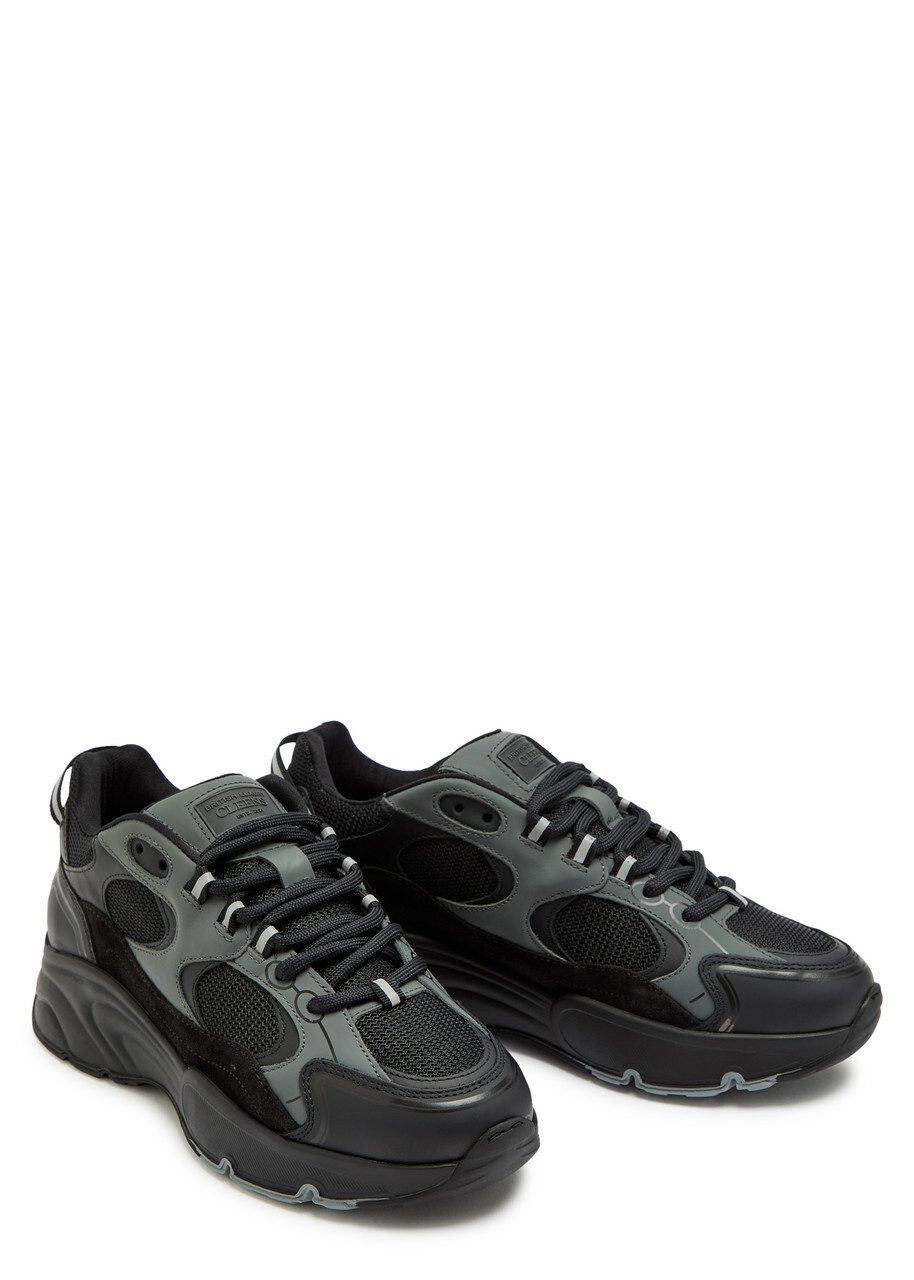 Cleens Pulse Runner Panelled Mesh Sneakers Black Grey