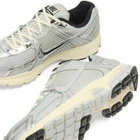 Nike Vomero 5 Chrome Sneaker in Grey/Chrome/Silver