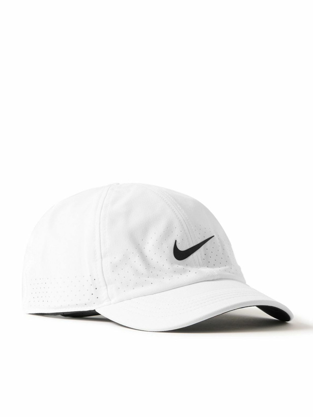 Photo: Nike Tennis - NikeCourt AeroBill Advantage Perforated Dri-FIT Stretch-Shell Tennis Cap - White
