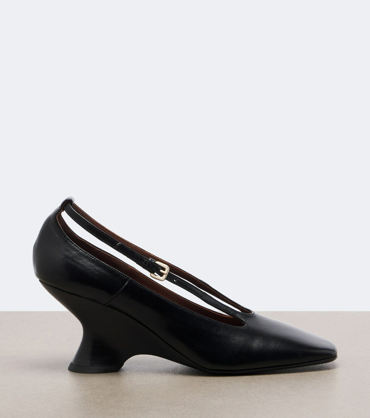 Dries Van Noten Leather pumps