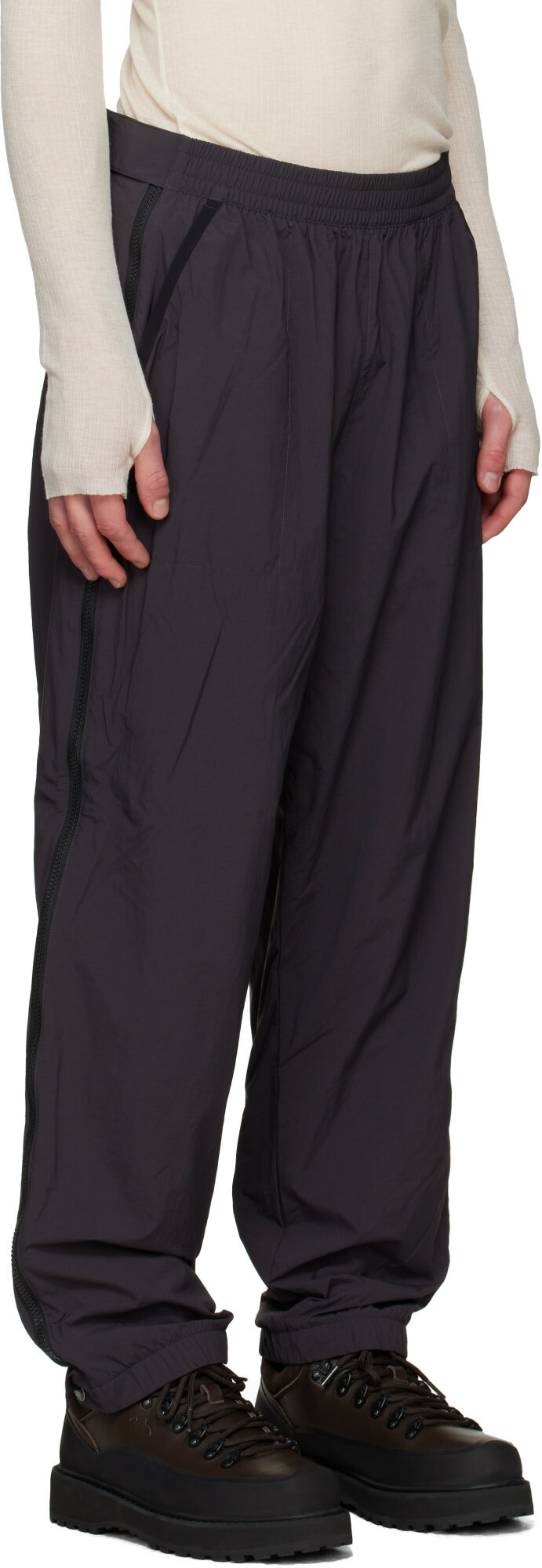 The North Face Gray TNF Red Box Full-Zip Sweatpants
