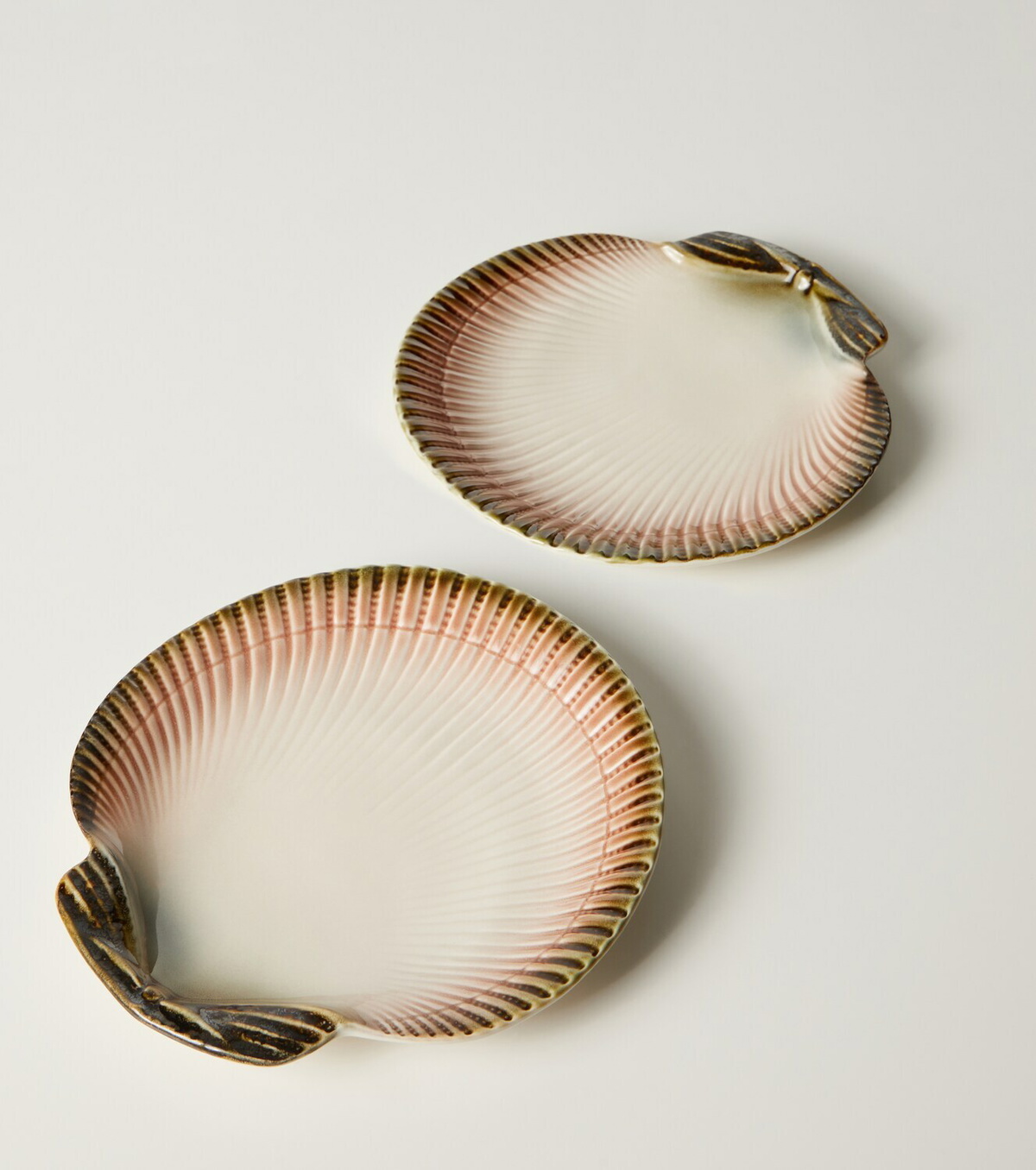 Bordallo Pinheiro Oyster & Scallops set of 4 ceramic dessert plates