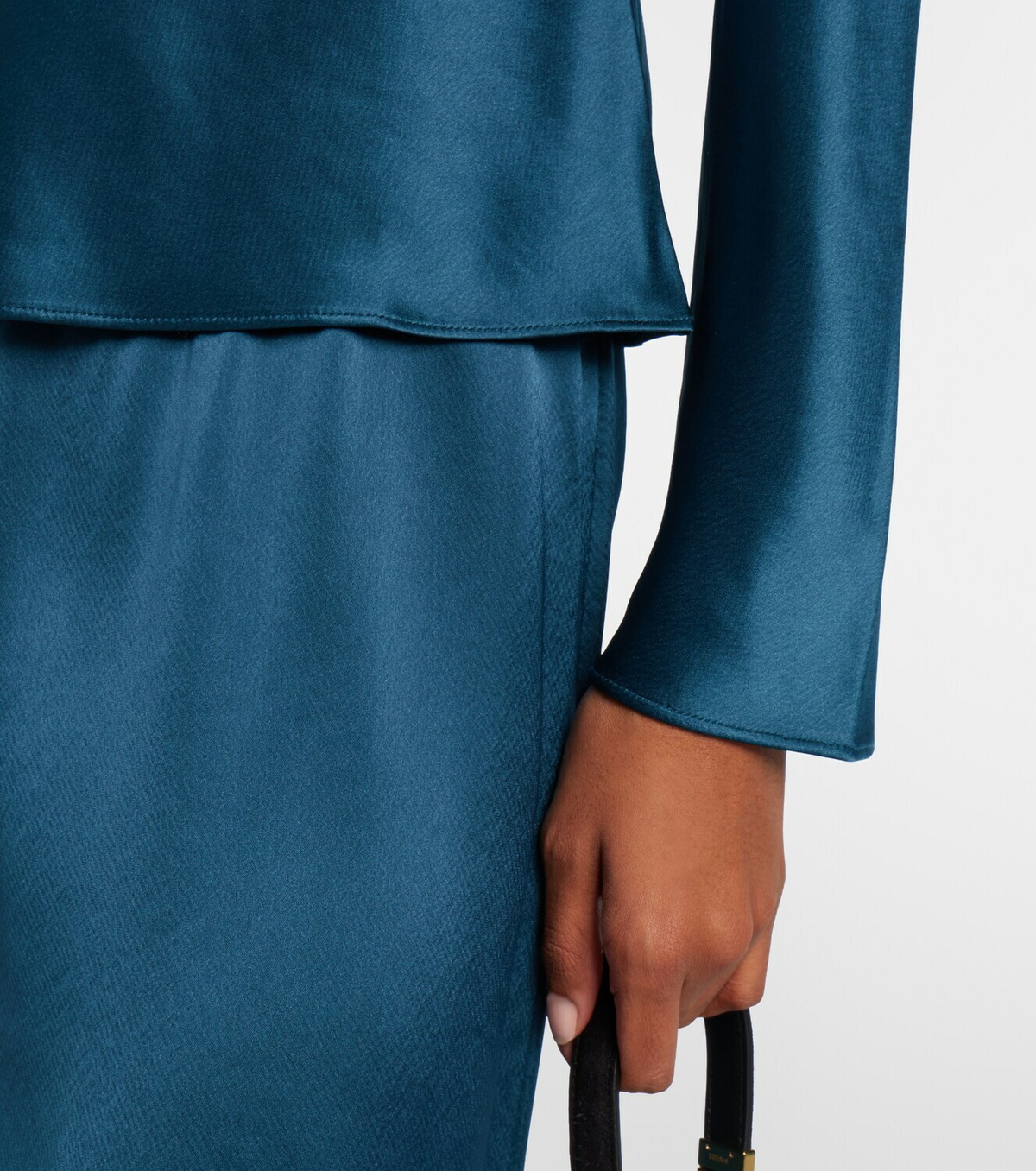 Leset Barb satin top
