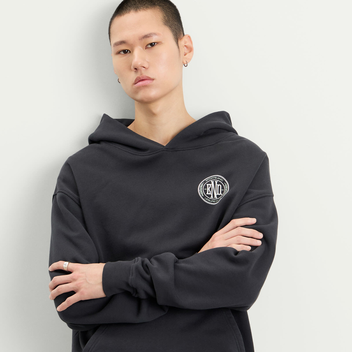 END. Leisure Pullover Hoodie in Cinder Black