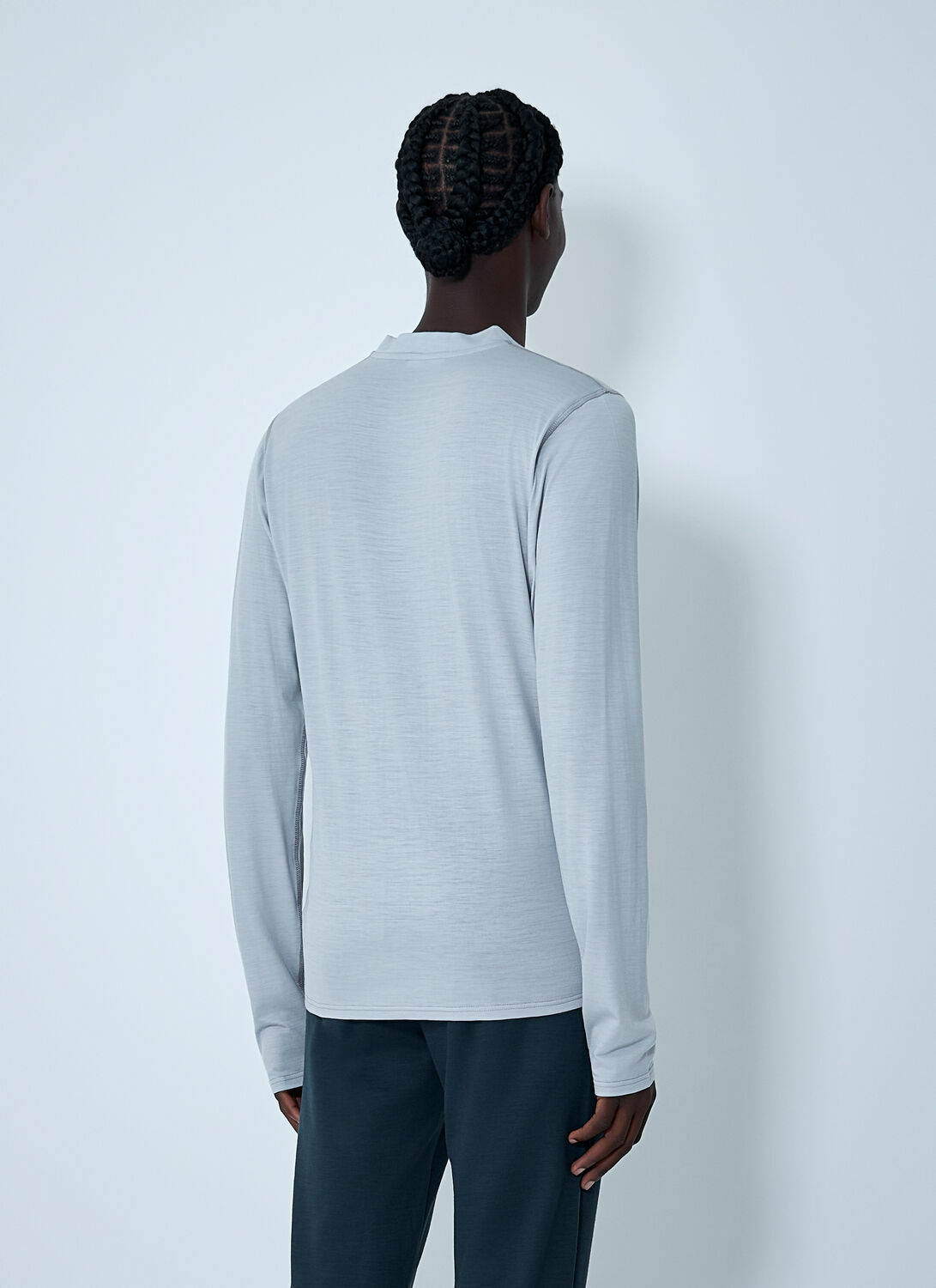 RIER Long Sleeve Crewneck Top