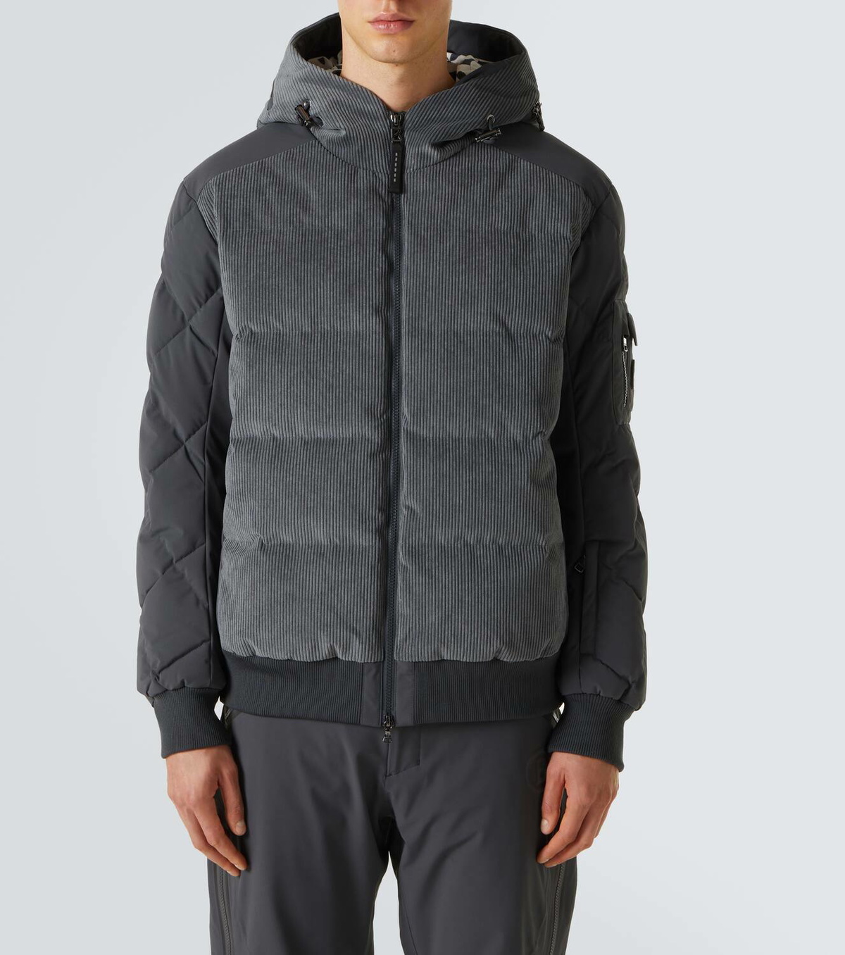 クリーニング済】軽量 BOGNER ボグナー ライトダウンコート フーディー 
