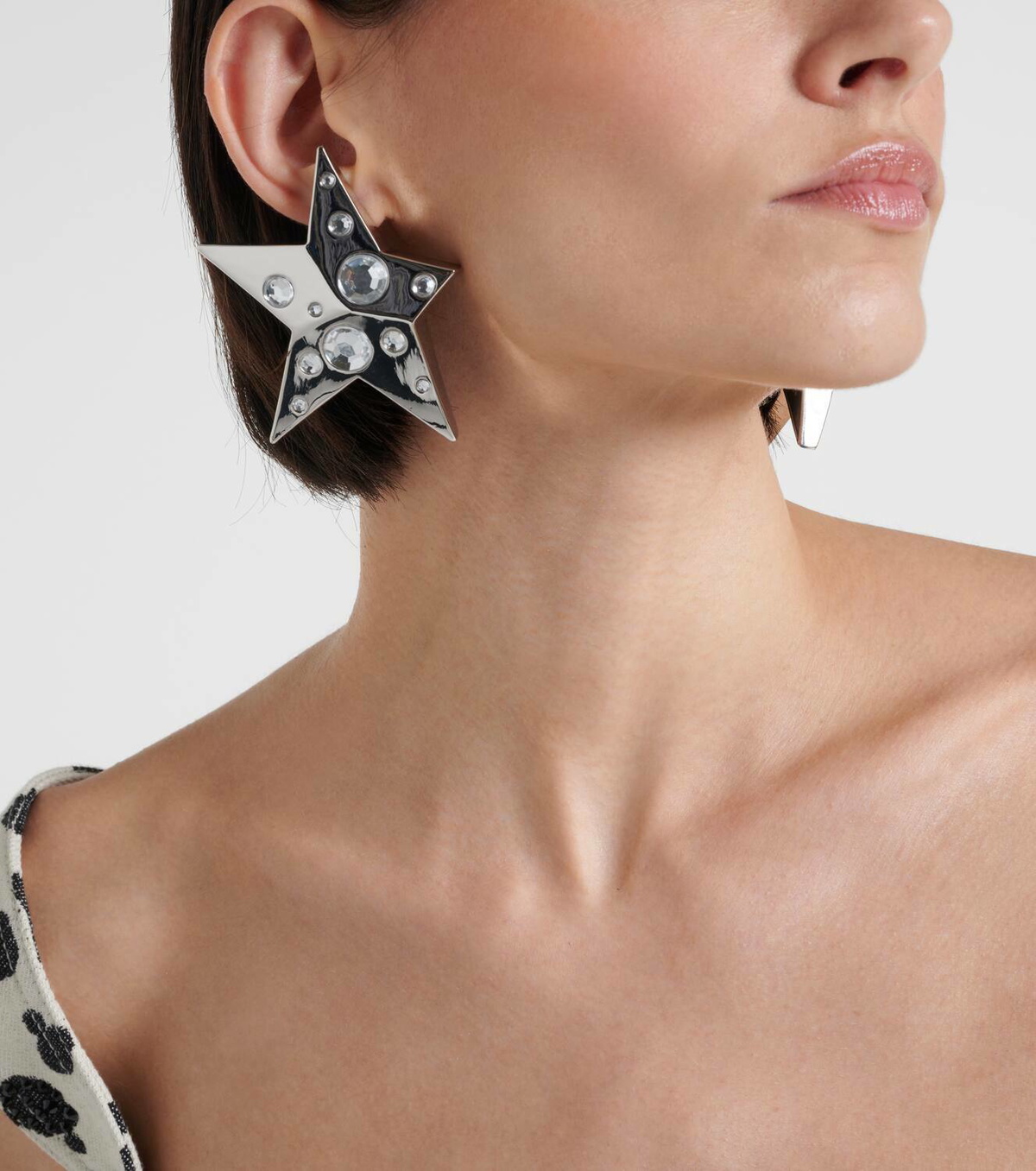 Area Crystal Star earrings