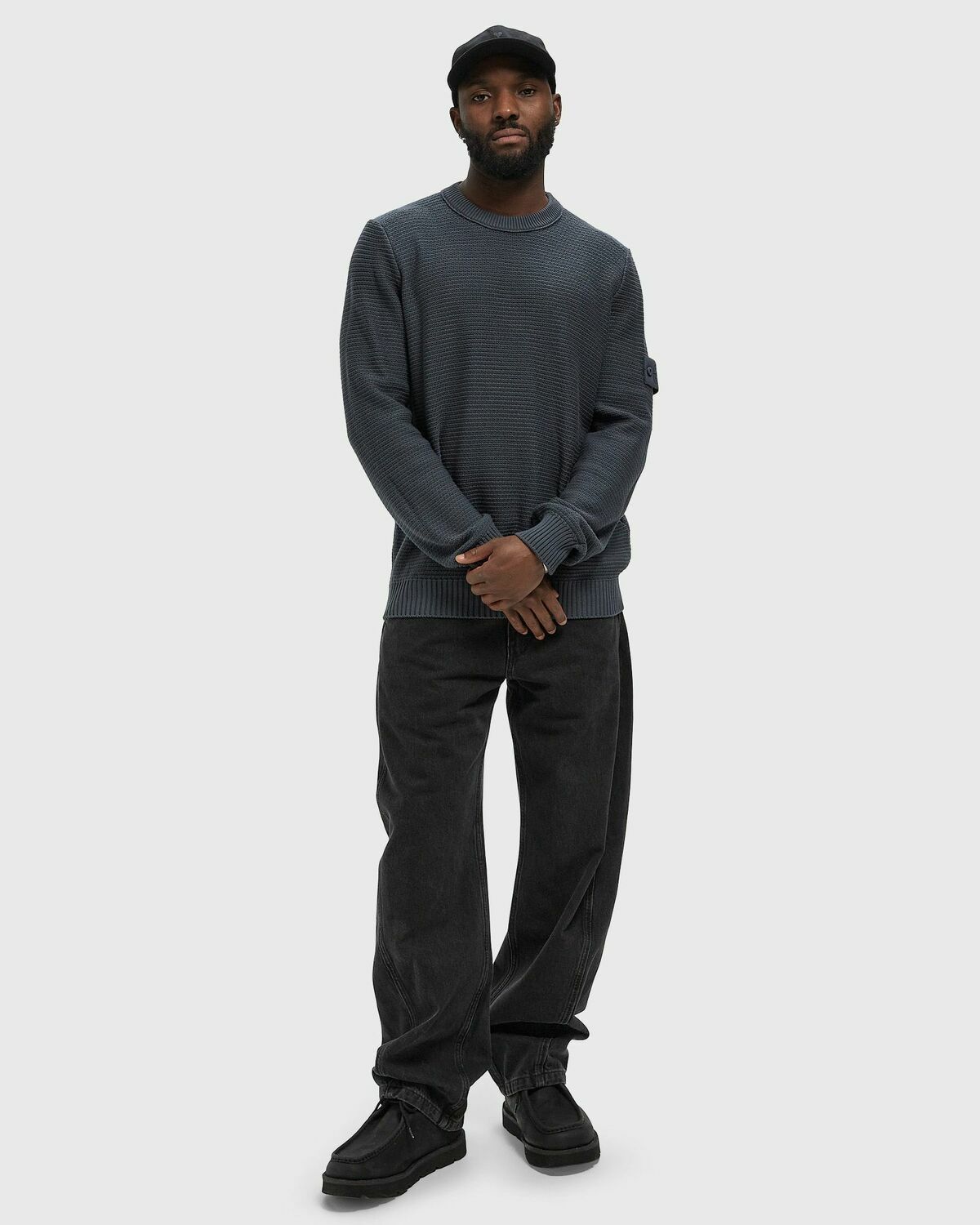 CREW NECK