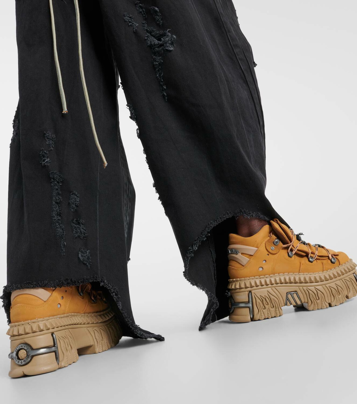 【VETEMENTS】VETEMENTSXNEWROCK PLATFORM SNEAKERS Vetements X New Rock 'platform' Sneakers | italist