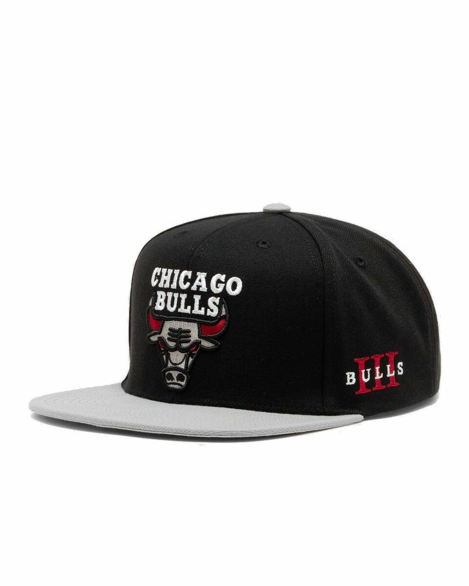 Photo: Mitchell & Ness Nba Core Iii Snapback Chicago Bulls Black - Mens - Caps