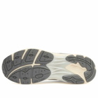 Asics Gt-2160 Sneakers in Cream/Carbon
