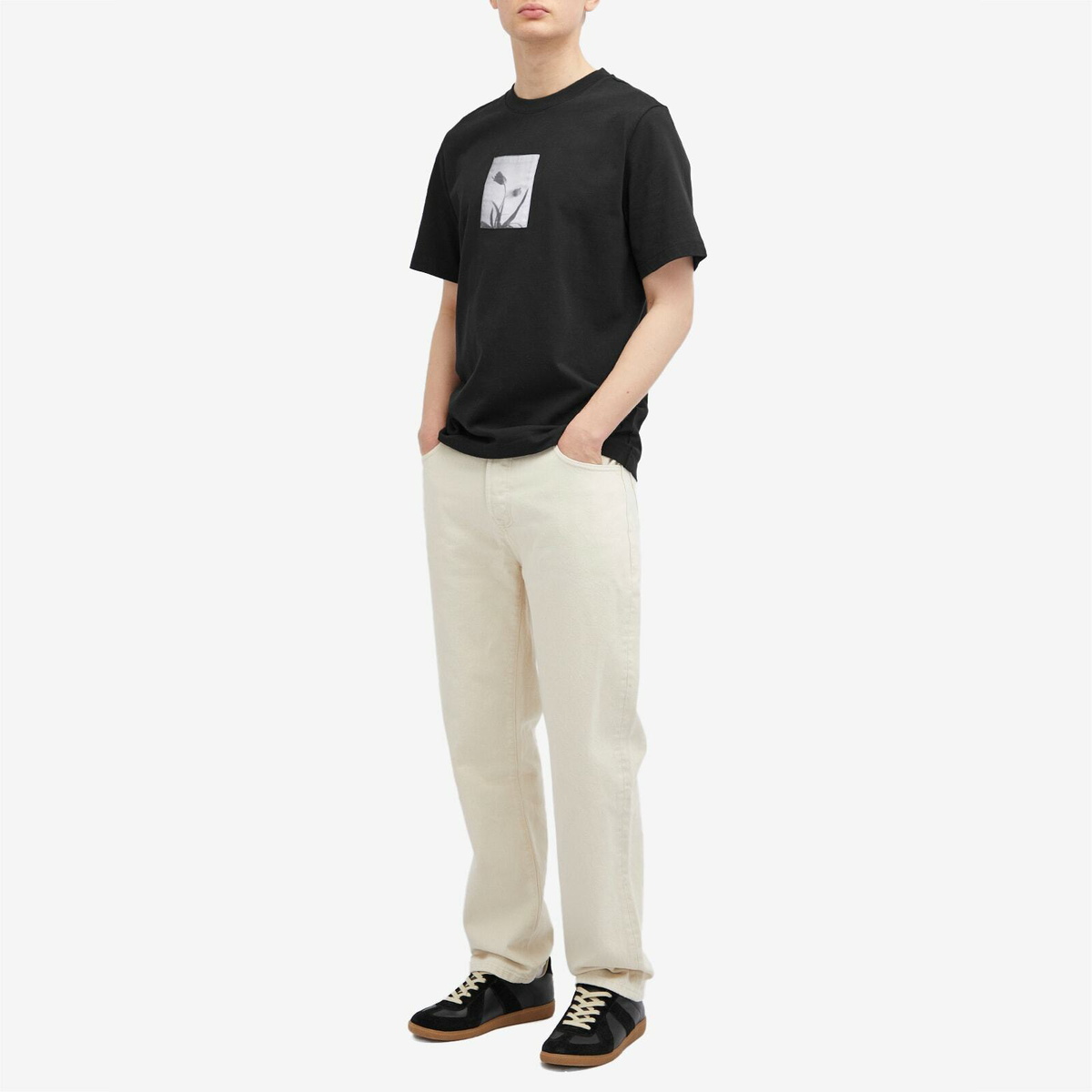 Róhe Men's Tulip Printed Patch T-Shirt in Black