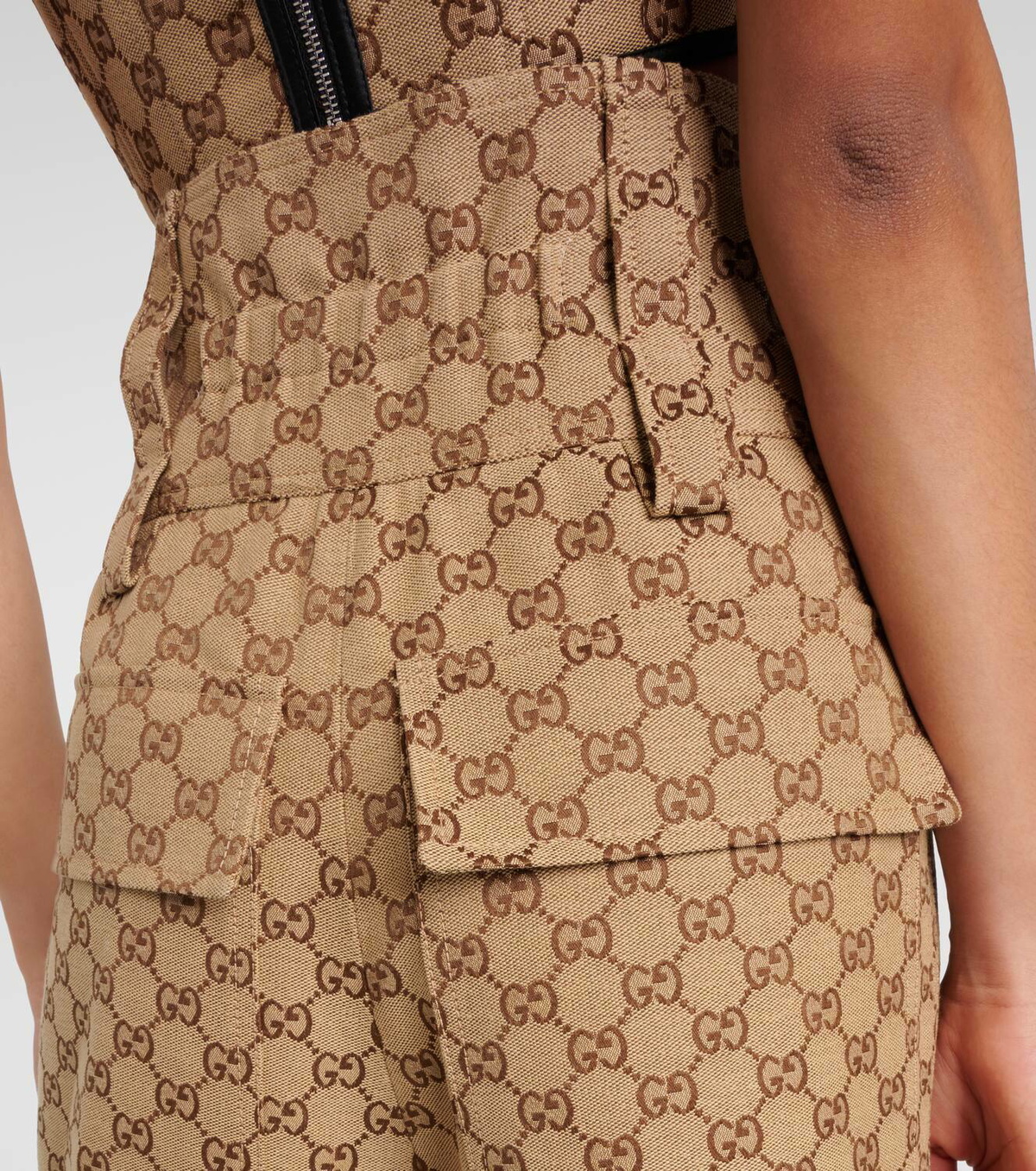 【可愛いモノグラム♪】GUCCI TROUSERS IN GG FABRIC WITH CLAMP Gucci Trousers with monogram | Men's Clothing | Vitkac