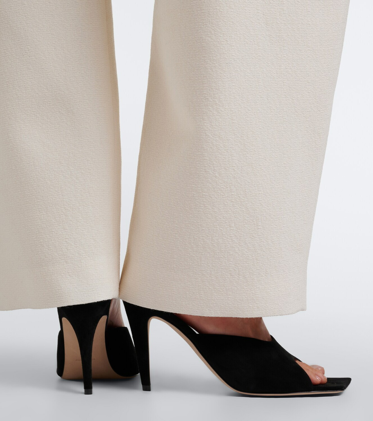 Christen Edge suede mules
