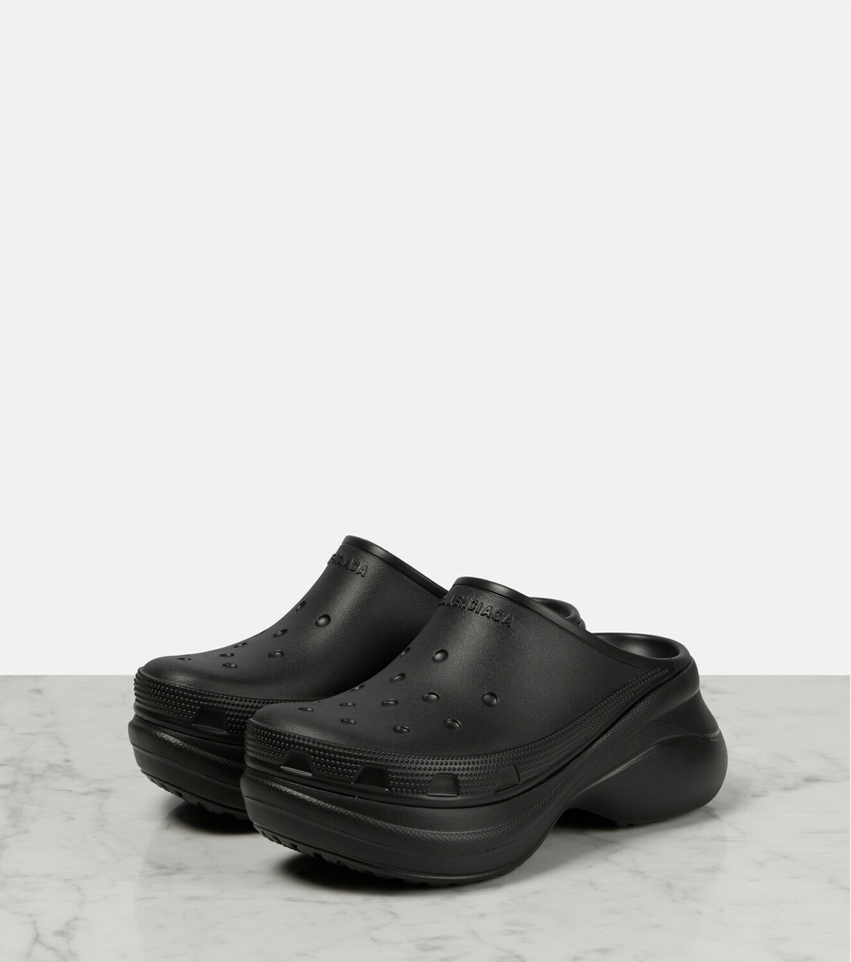 Balenciaga - x Crocs™ platform slides