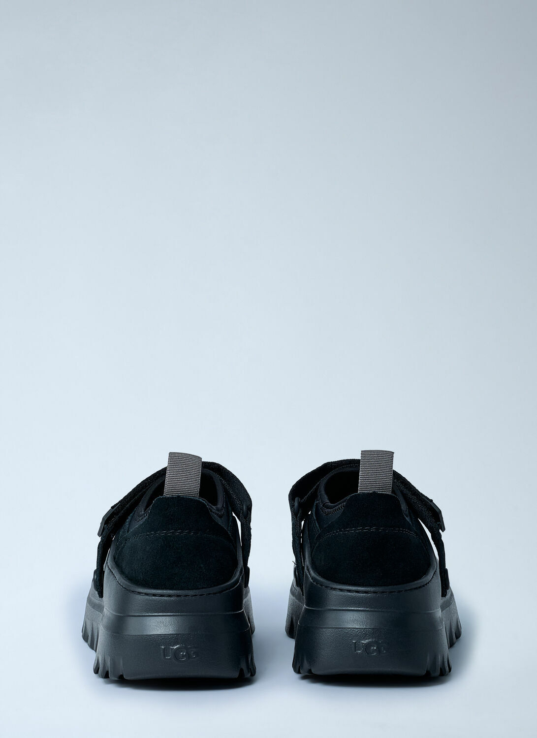 UGG PeakMod Lowcut Sneakers