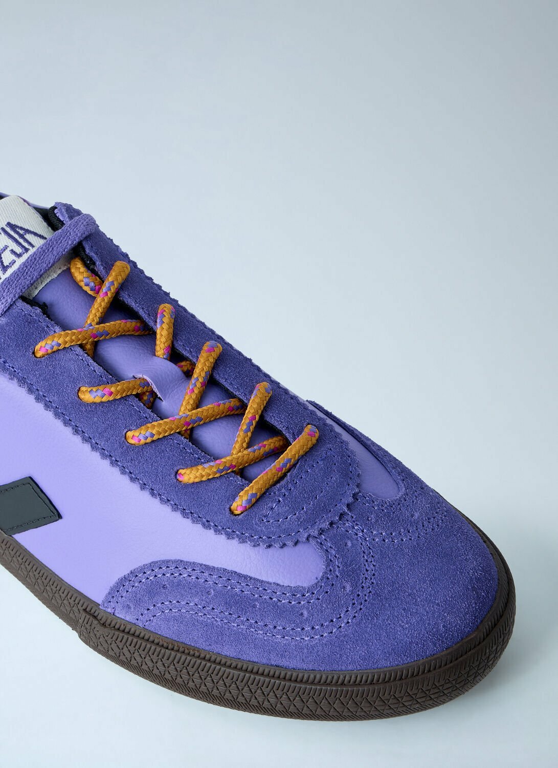 Veja Volley Sneakers