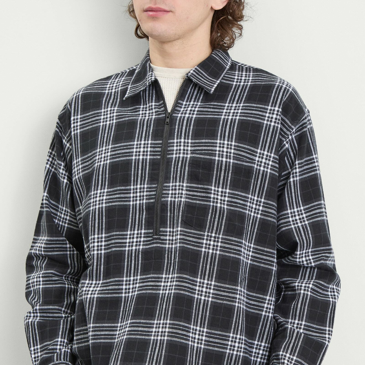 BEAMS Men's Half Zip Pullover Shirt in Black Check
