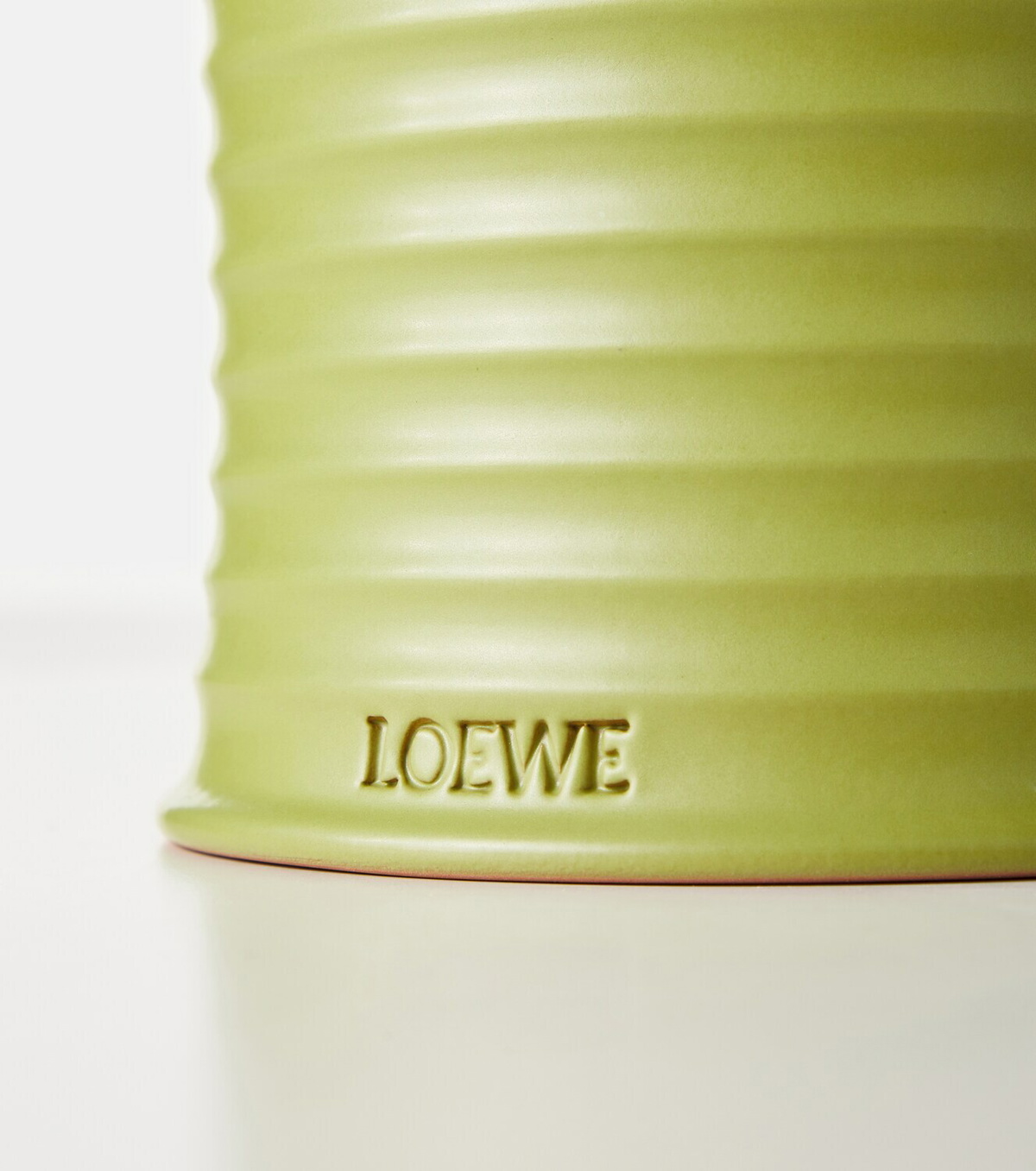 Loewe Home Scents Pistachio Medium scented candle