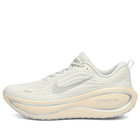 Nike Running Men's Nike Vomero Plus Sneaker in Platinum Tint/Reflect Silver/Grey Fog