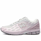 New Balance 1906W Sneaker in Purple