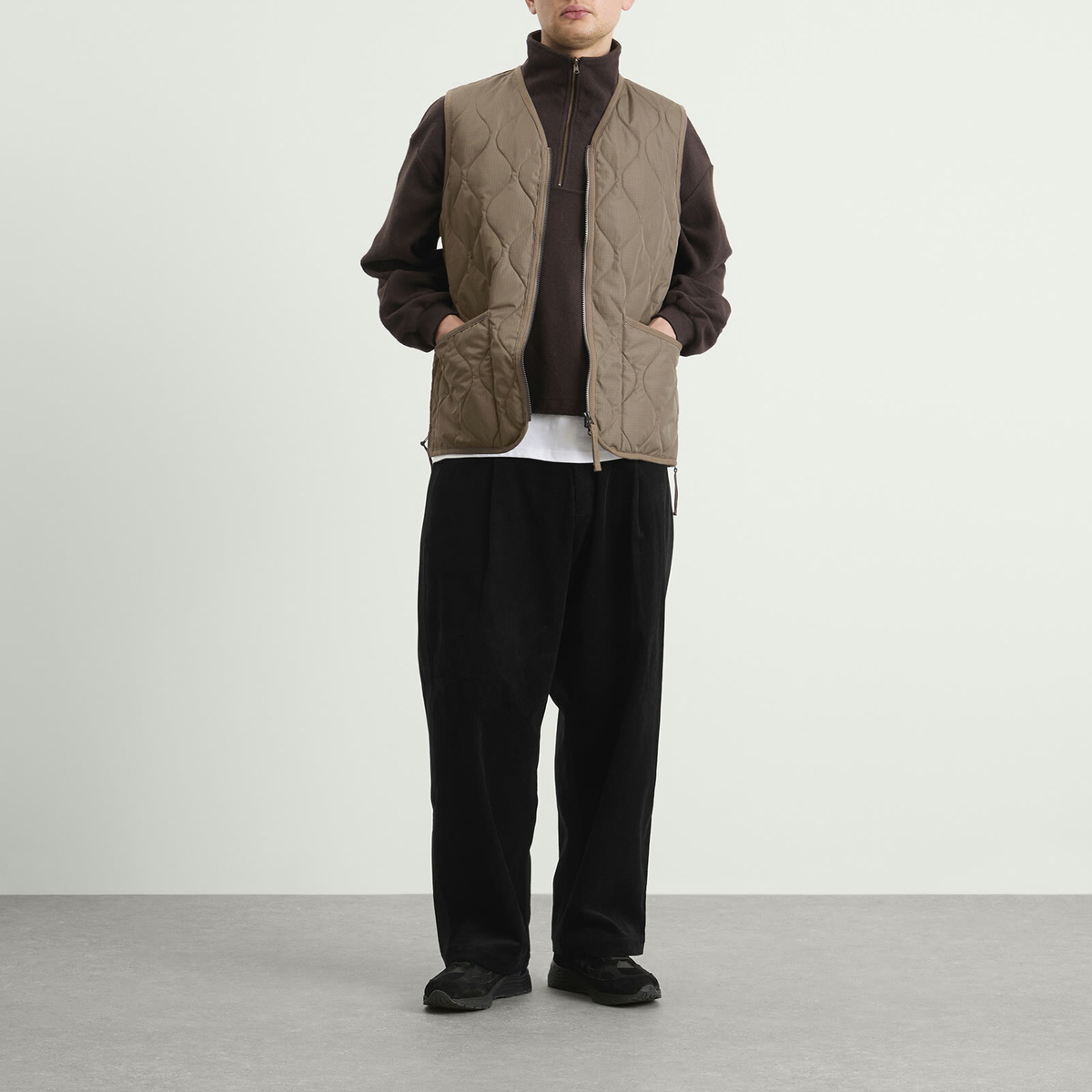 Taion Men's Military V-Neck Zip Down Vest in Dark Khaki