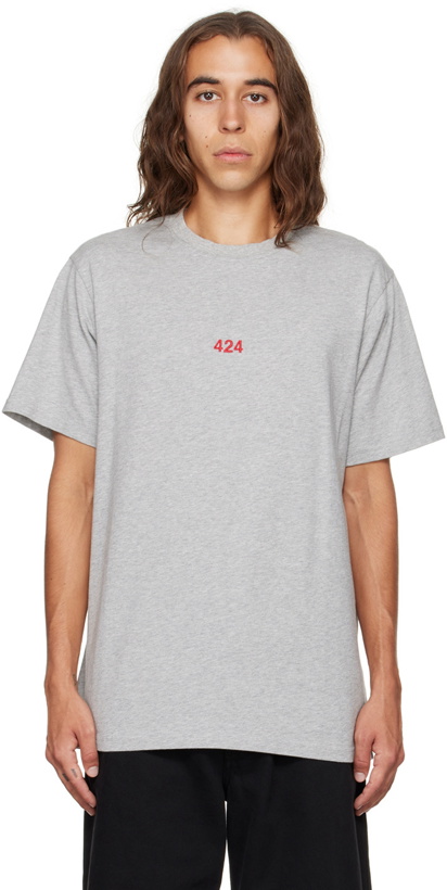 Photo: 424 Gray Embroidered T-Shirt