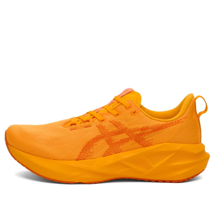 Photo: Asics Running Asics NOVABLAST 5 Sneaker in Yamabuki/Anzu