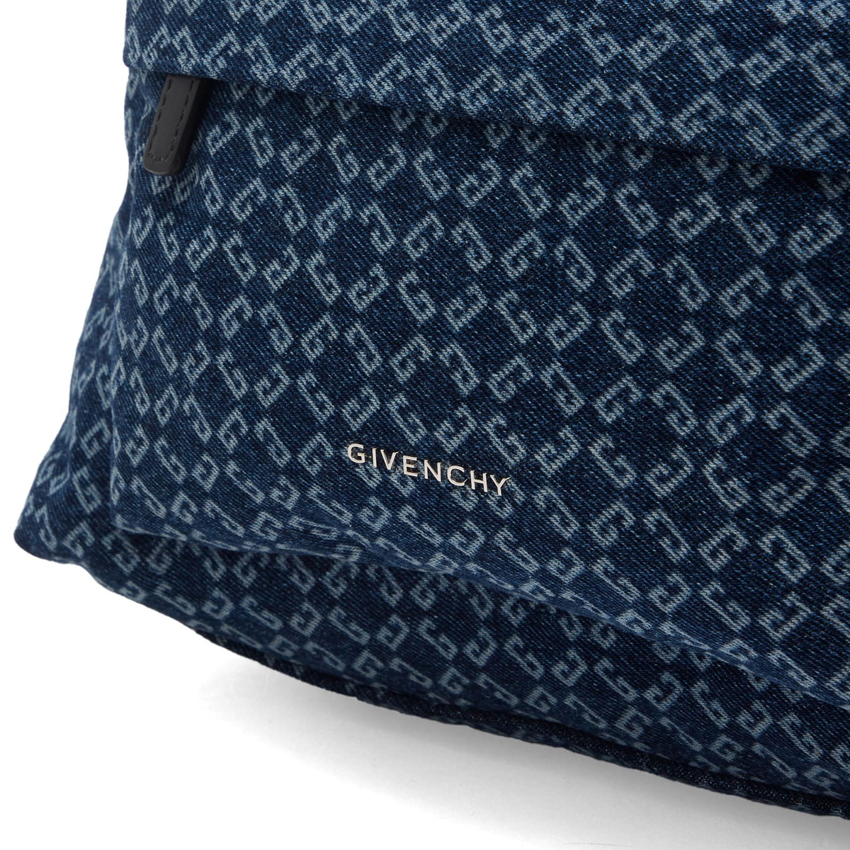 Givenchy Men's Essential U Backpack in Dark Blue 