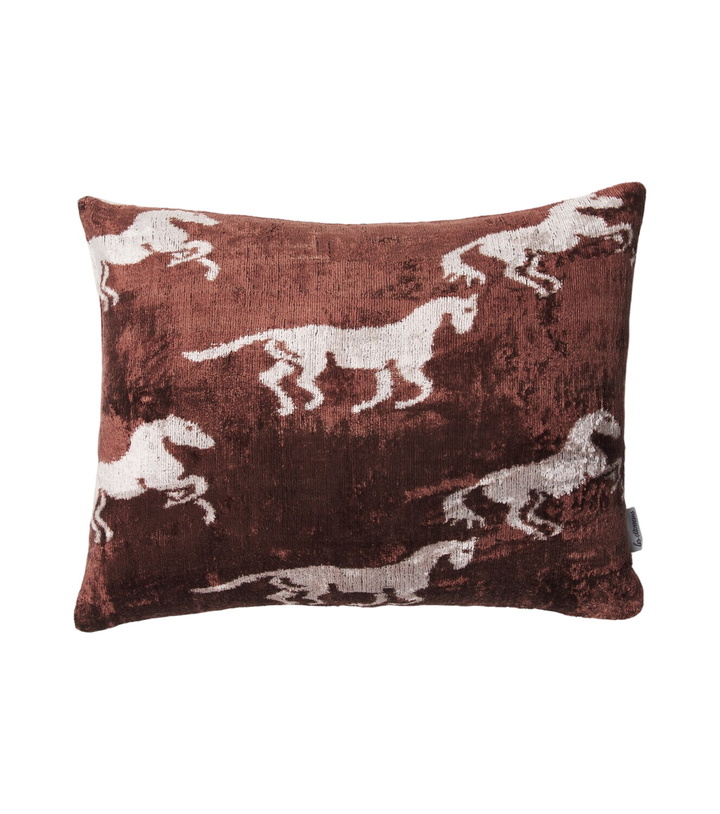 Photo: Les-Ottomans Silk and cotton velvet cushion