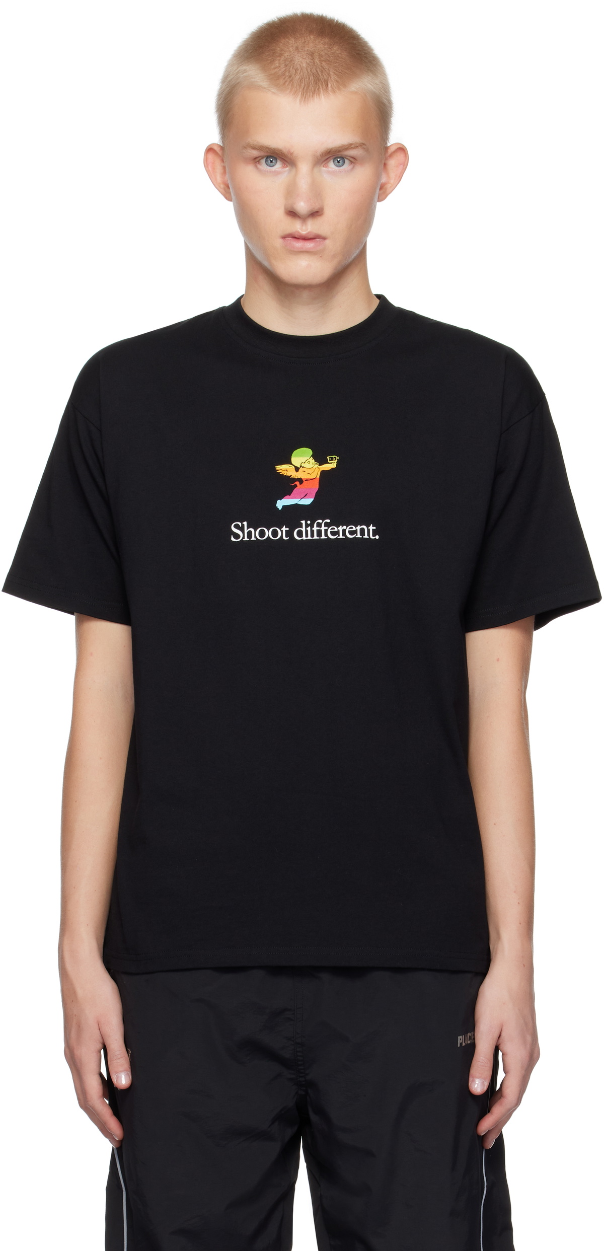 【関税込み】PLACES+FACES ブラック Shoot Different Tシャツ PLACES+FACES Black 'Shoot Different' T-shirt PLACES+FACES