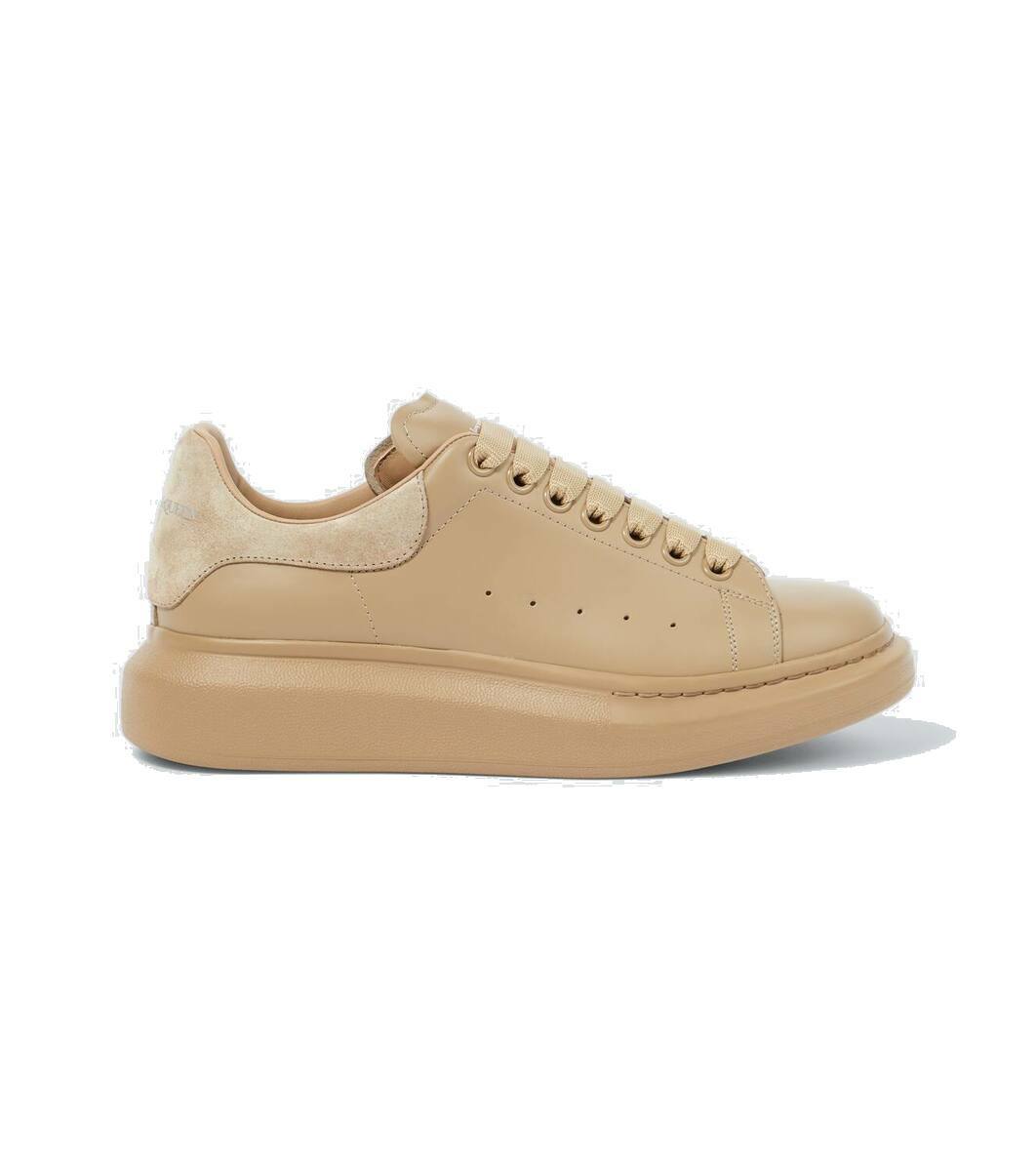 alexander mcqueen sneakers size