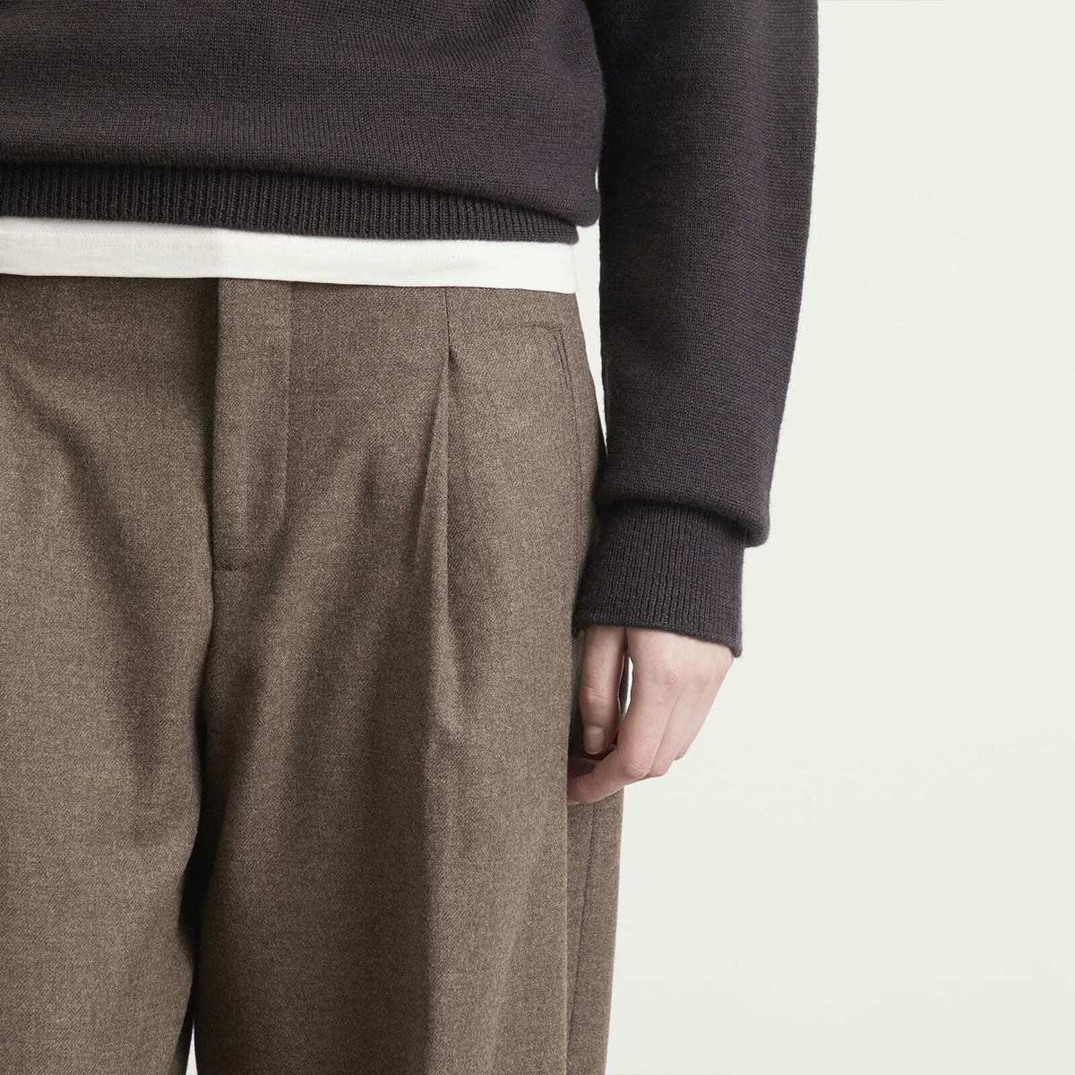 Closed Women's Wendlyn Wool Trousers in Barken Brown
