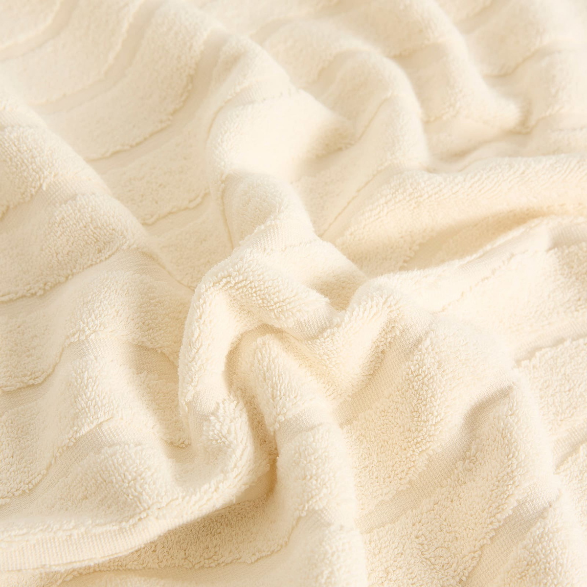 Baina St Clair Bath Towel in Ivory 