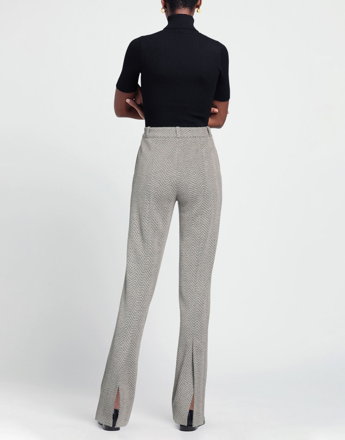 The Mannei Womens Pants in Grey