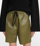 Deveaux New York - Brooke faux leather shorts