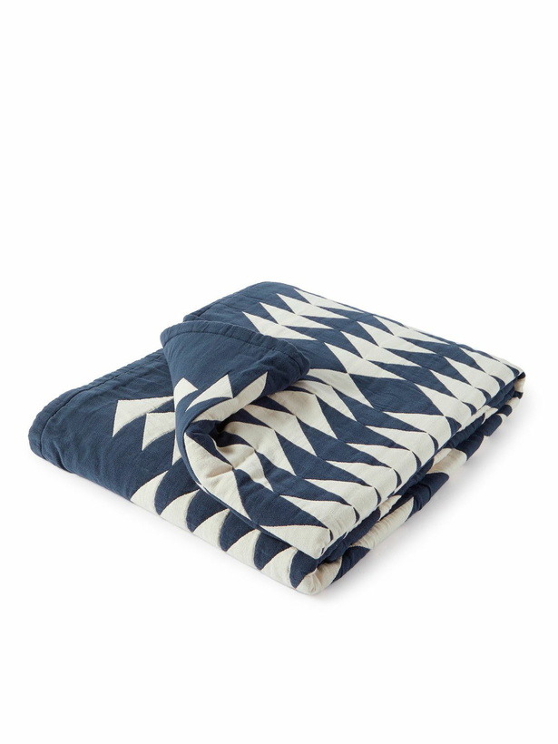 Photo: Pendleton - Quilted Organic Cotton-Matelassé Blanket