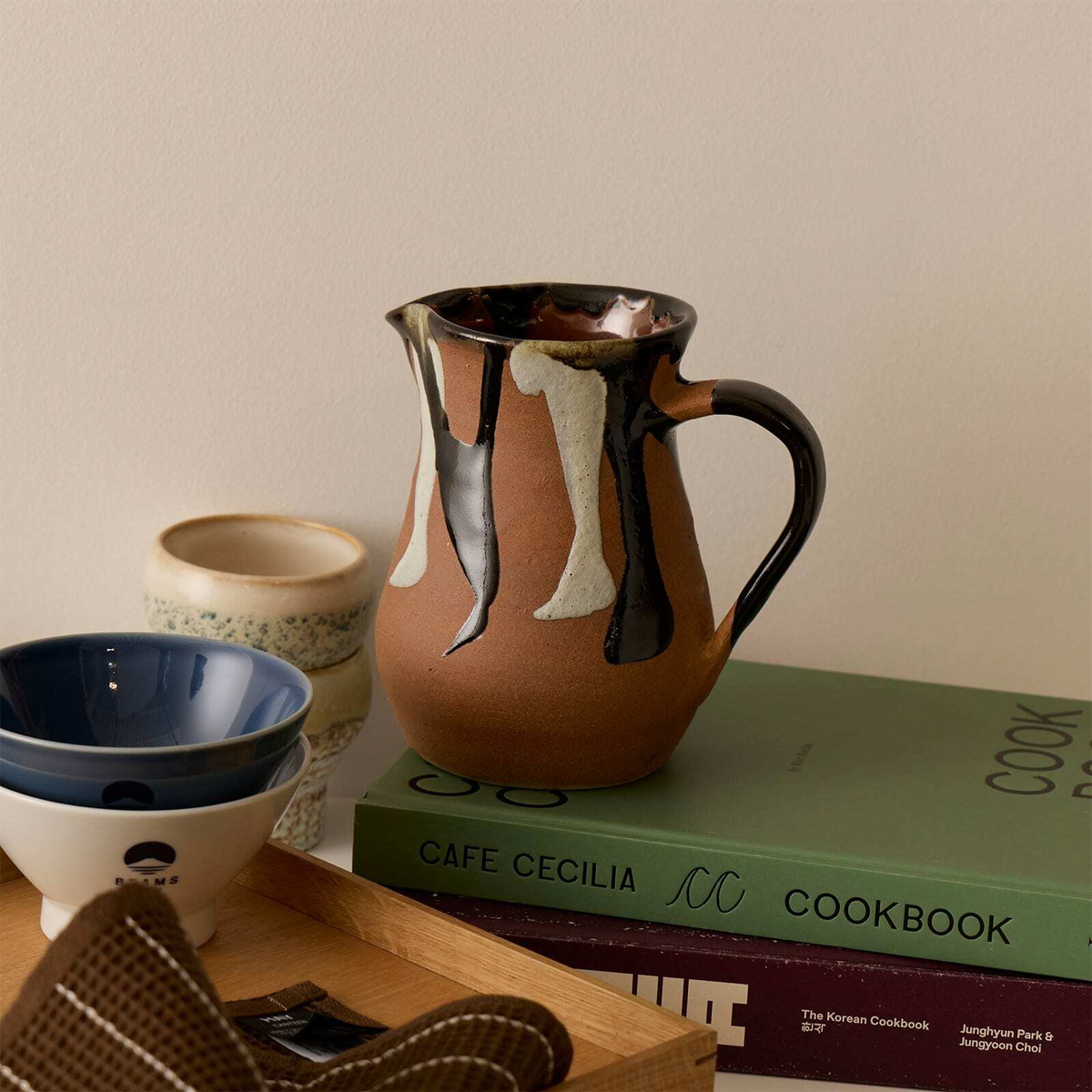 BEAMS JAPAN Hamadagama x fennica Round Pitcher in Brown 