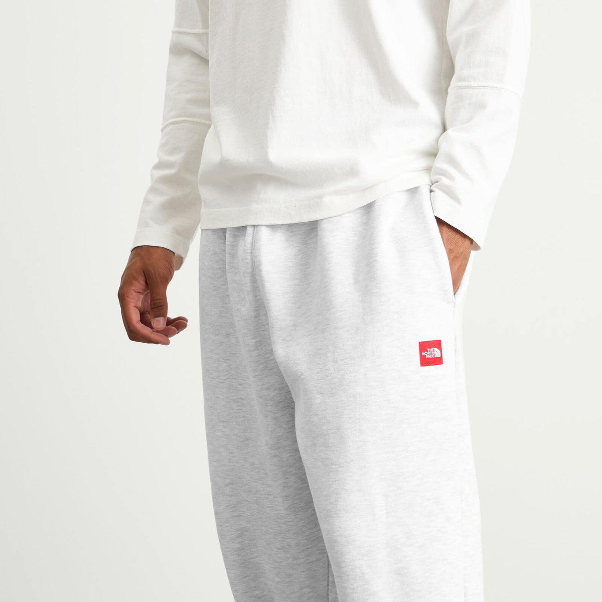 The North Face Men's Redbox Sweatpants in Tnf Classic/Grey Heather
