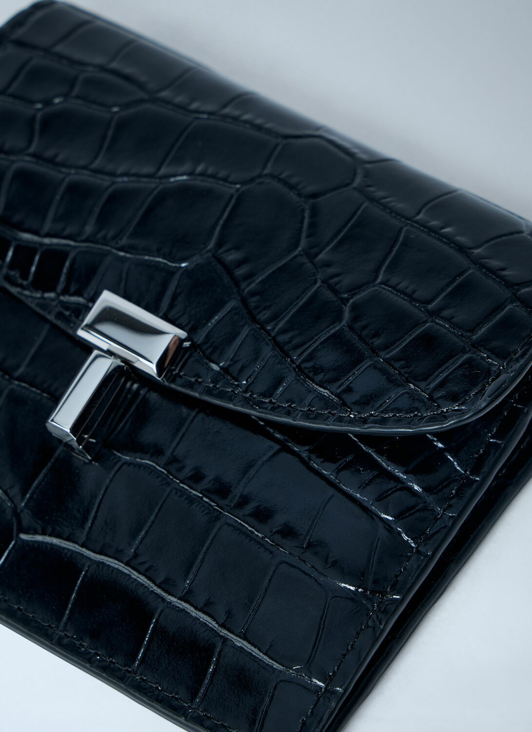 TOTEME T-Lock Cardholder