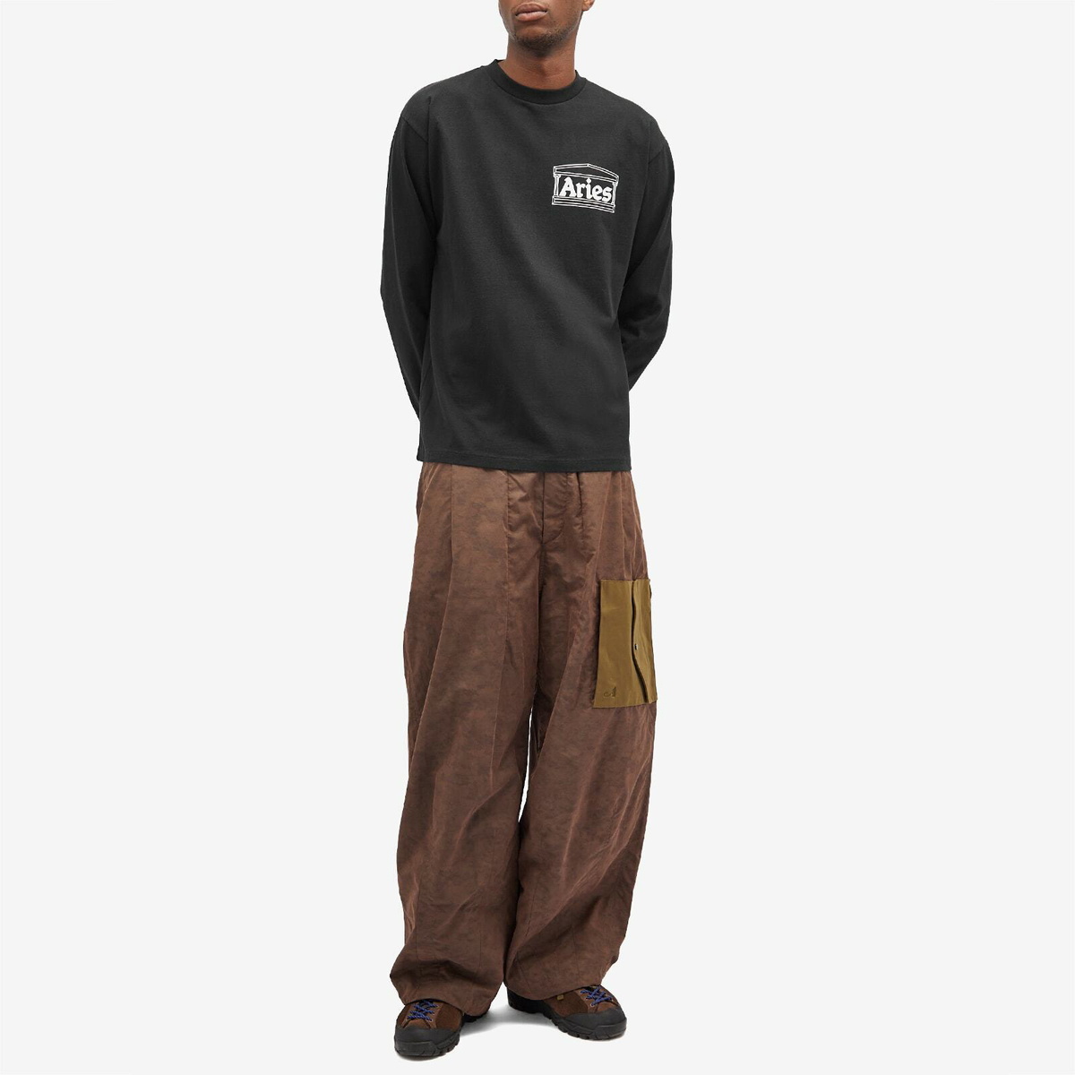 Aries Men's Long Sleeve Temple T-Shirt in Black