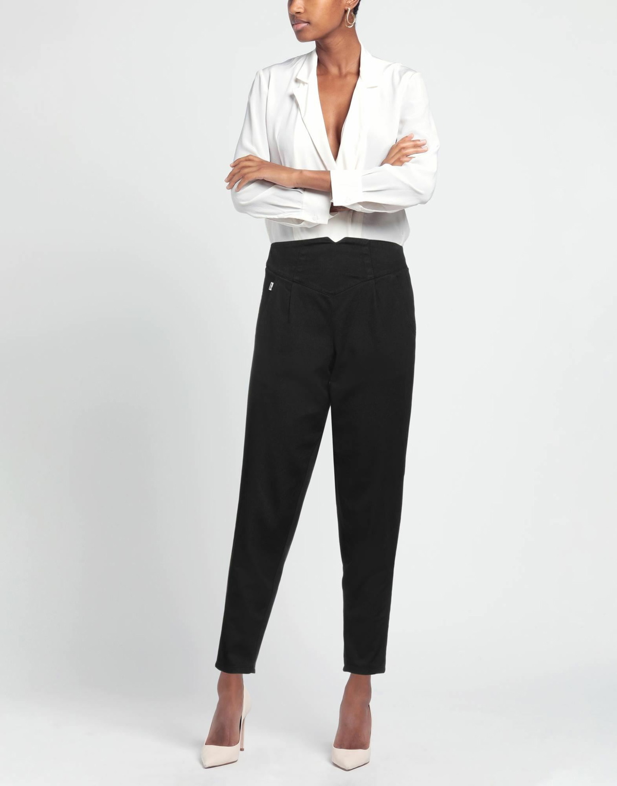Jijil Womens Pants in Black