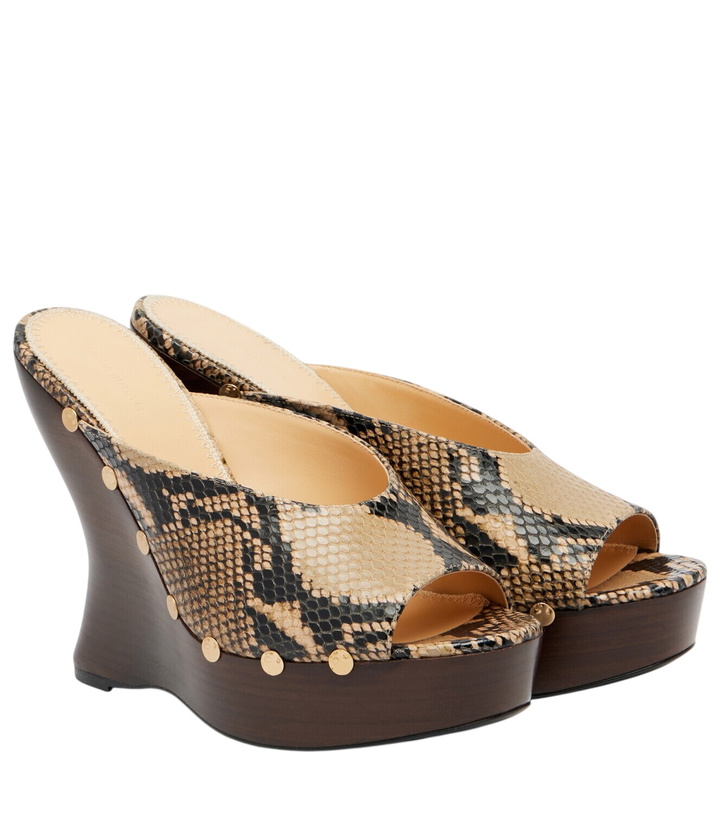 Photo: Magda Butrym Snake-effect leather wedge mules