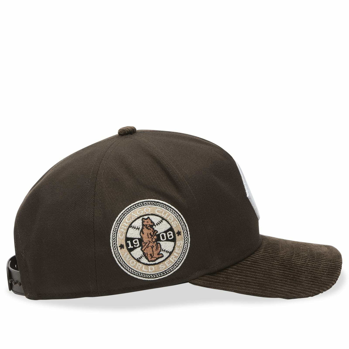 New Era Chicago Cubs Coops Cord 19Twenty Cap in Brown 