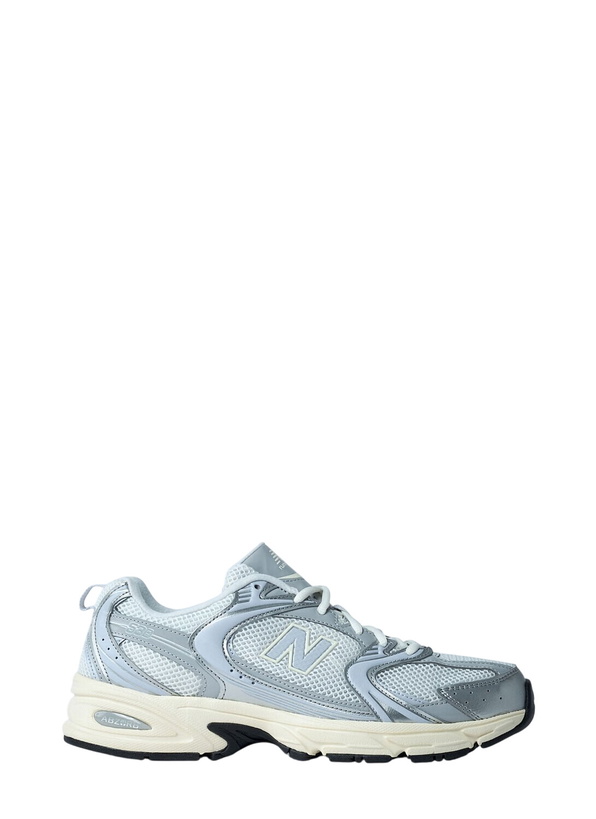 Photo: New Balance 530 Sneakers