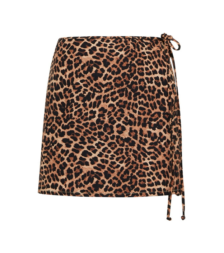 Photo: Reina Olga x Behati leopard-print miniskirt
