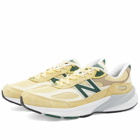 New Balance U990TE6 - Made in USA Sneakers in Yellow