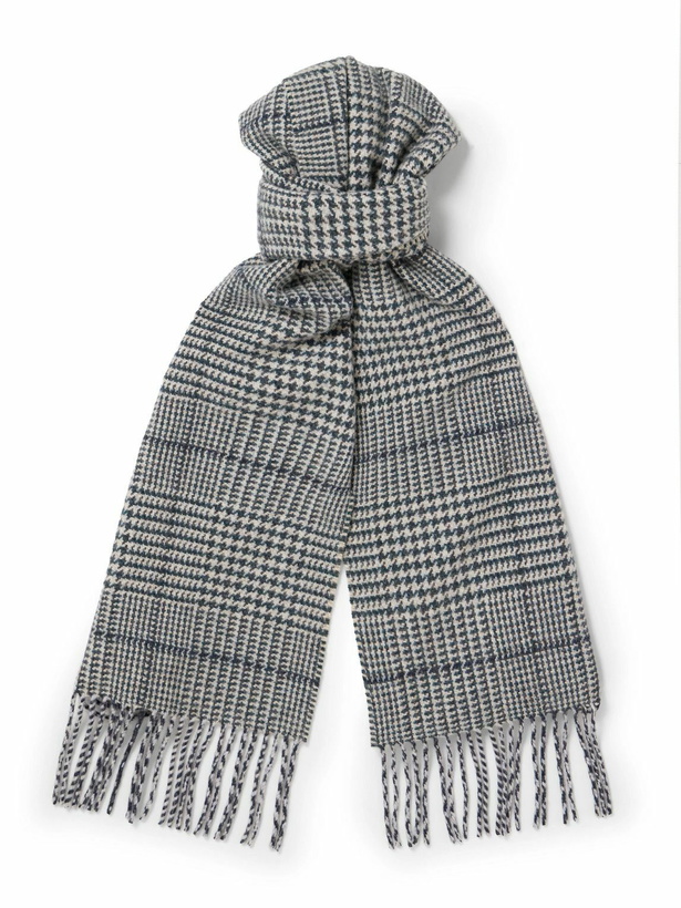 Photo: Johnstons of Elgin - Fringed Houndstooth Wool Scarf