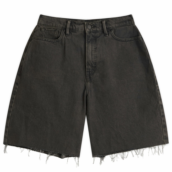 Photo: Good American Women's Good Extreme Barrel Shorts in Black